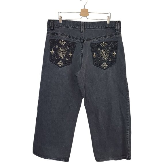 NOT FOR SALE Poshmark will Restrict Sellers Accounts If We Delete Too Many Items - Picture 1 of 7